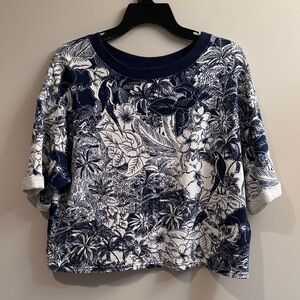 Old Navy Blue and White Botanical Short Sleeve Shirt